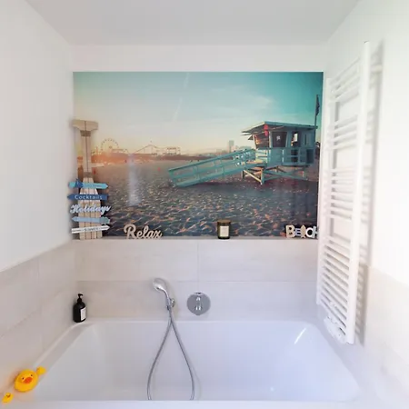 Partners - California Dreaming 93 Qm Mit Garten In Naehe Ber-airport *