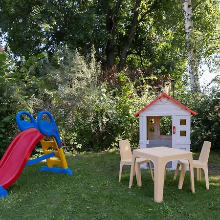 Partners - California Dreaming 93 Qm Mit Garten In Naehe Ber-airport *