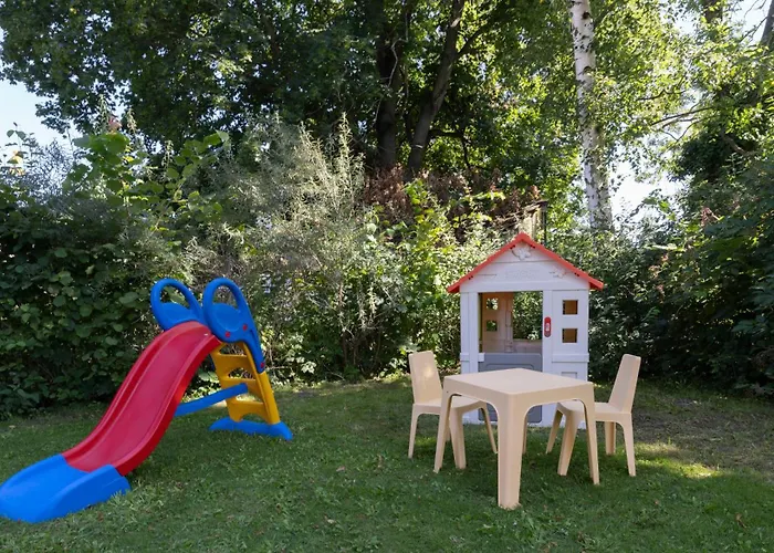 Partners - California Dreaming 93 Qm Mit Garten In Naehe Ber-airport *