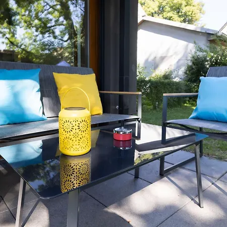 Partners - California Dreaming 93 Qm Mit Garten In Naehe Ber-airport Apartment